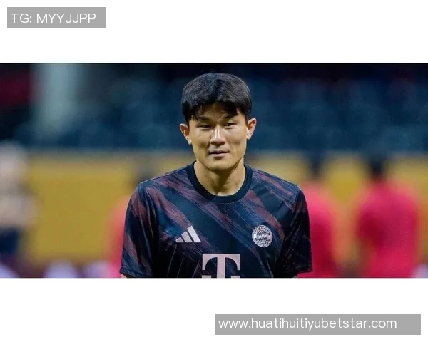 金玟哉在比赛中的惊人失误引发热议与质疑是否符合拜仁标准